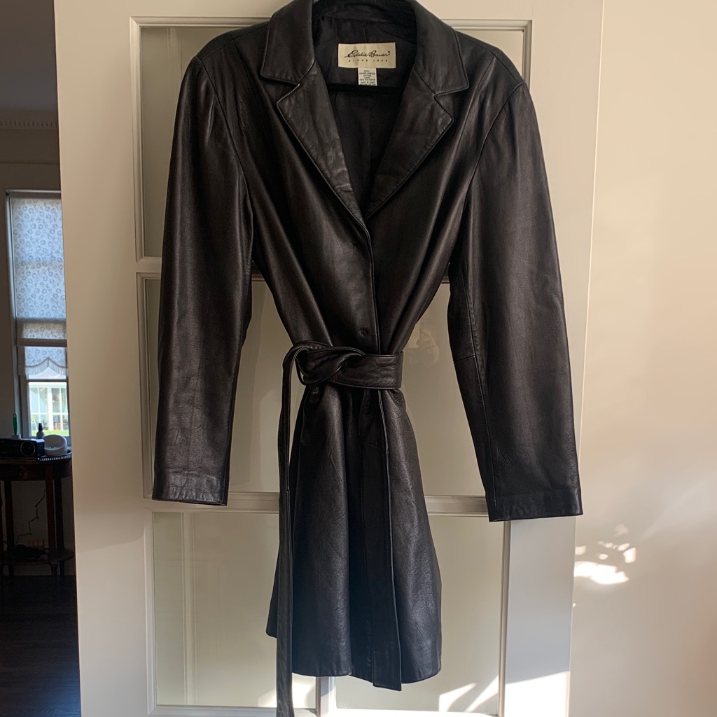 Gorgeous Eddie Bauer Butter Lamb Leather Wrap Coat With Front Snaps